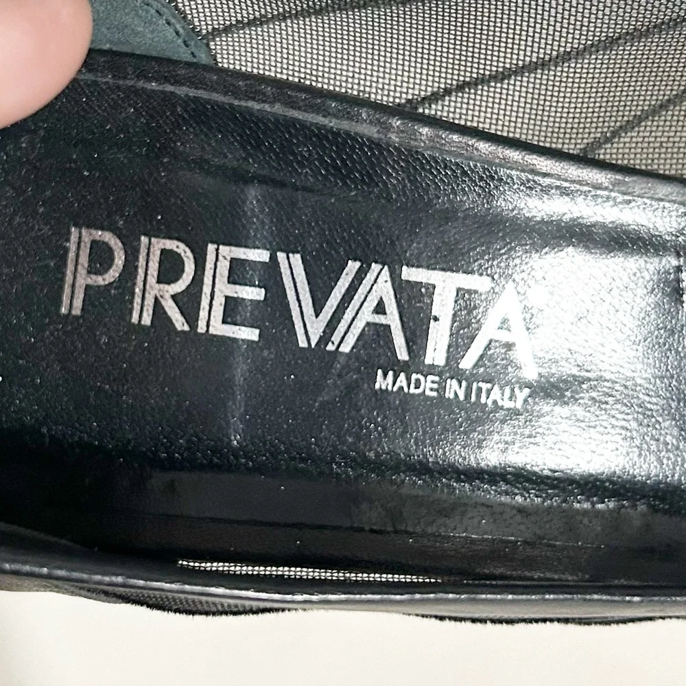 Vintage Prevata Black Textured Mesh Pleated Pointed Toe Kitten Heel Pumps Italy